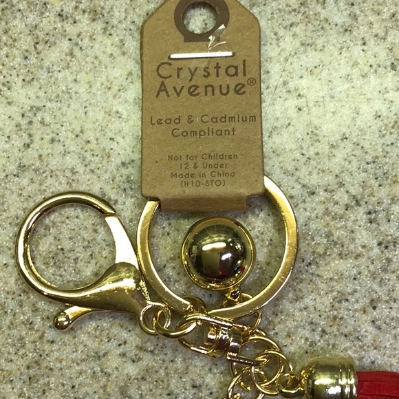 ALABAMA FANS Letter A KeychainGold tone ring/chain - Picture 3 of 7